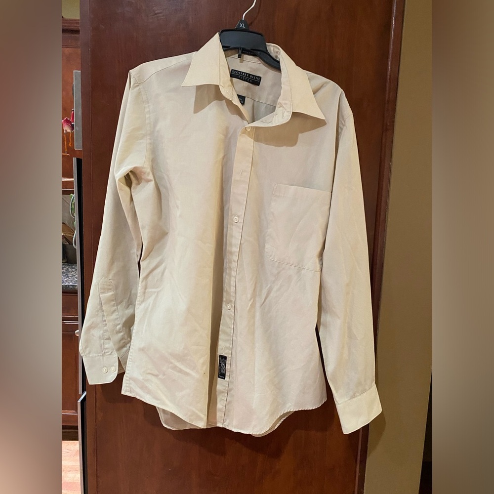 Geoffrey Beene Fitted Dress Shirt in Cream